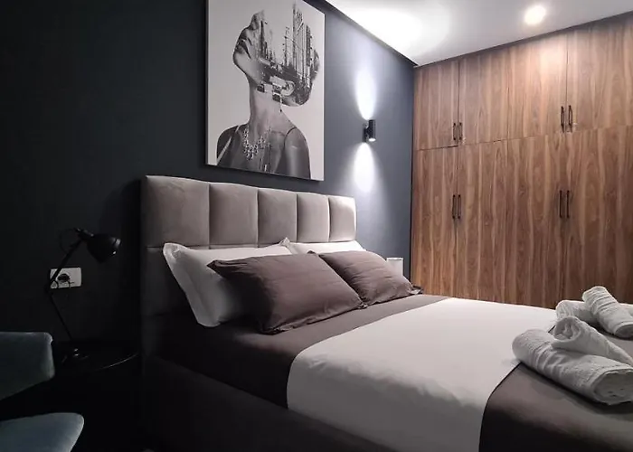 Ermar 2 * Golem (Tirana)